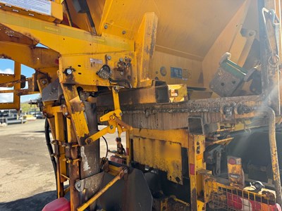 Lot 1 - 2016 (66 Plate) Mercedes Arocs 1824 Econ Tipper with Gritter Body and Plough Attachment Euro 6