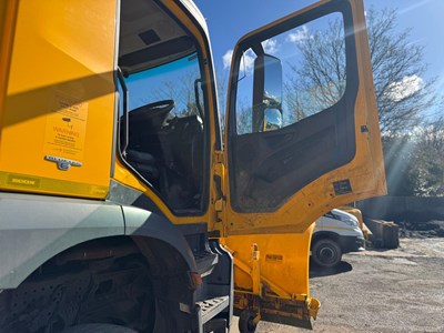 Lot 1 - 2016 (66 Plate) Mercedes Arocs 1824 Econ Tipper with Gritter Body and Plough Attachment Euro 6