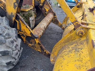 Lot 59 - 1989 JCB 410 4x4 Loading Shovel