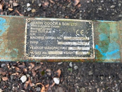 Lot 51 - 2007 Henry Cooch Site Lights