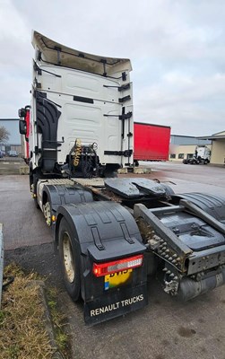 Lot 5 - 2019 Renault T Cab Tractor Unit Euro 6