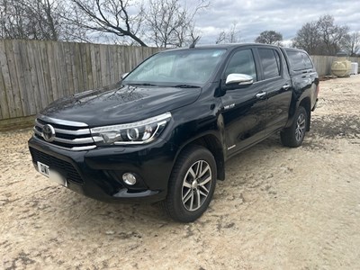 Lot 25 - 2017 Toyota Hilux Invincible Double Cab Euro 6
