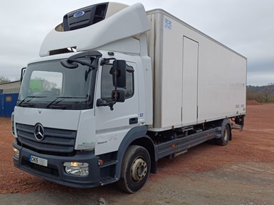 Lot 52 - 2015 Mercedes Atego 1524L 4x2 rigid fridge box Euro 6