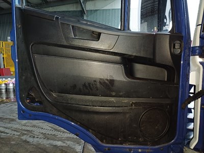 Lot 8 - 2016 Iveco 120E 12000kg 4x2 Tractor Unit Euro 6