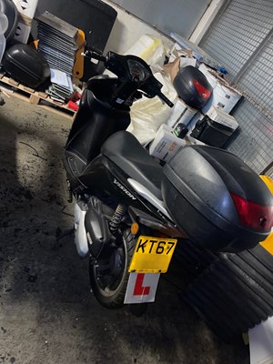 Lot 83 - 2018 (67 Plate) Honda Vision NSC Petrol Scooter Euro 4