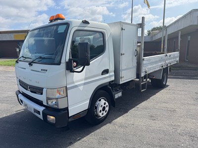 Lot 32 - 2012 Mitsubishi Fuso Canter 7C15 7.5T Tipper Euro 5