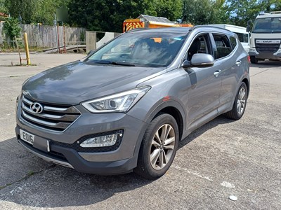 Lot 16 - 2016 Hyundai Santa Fe Premium CRDI Auto SUV Euro 6