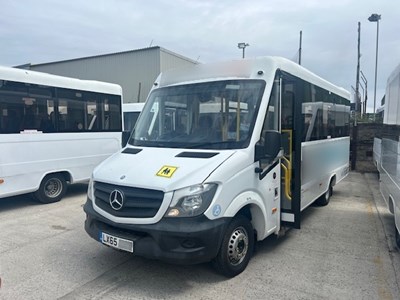 Lot 39 - 2015 (65 Plate) Mercedes Benz Sprinter 513 CDI 16 Seat Minibus Euro 5
