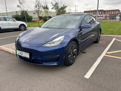Lot 8 - 2021 Tesla Model 3 Dual Motor Long Range AWD