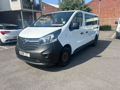 Lot 20 - 2018 (68 Plate) Vauxhall Vivaro Combi CDTI S/S 9 Seat Minibus Euro 6