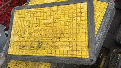 Lot 87 - Oxford Plastics LowPro 12/8 Trench Cover x 50