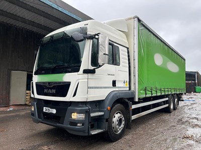 Lot 59 - 2019 MAN TGM 26.320 Rigid Curtainside Euro 6