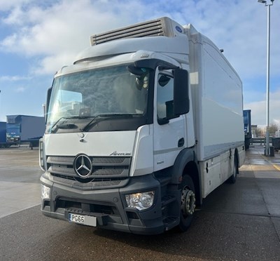 Lot 46 - 2016 (66 Plate) Mercedes Antos 1824 Fridge Unit Euro 6