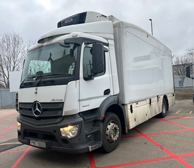 Lot 30 - 2017 (67 Plate) Mercedes Antos 1824 4x2 Fridge Unit Euro 6