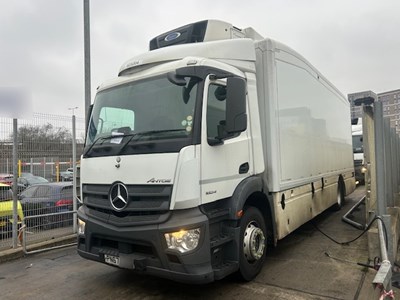 Lot 51 - 2017 (67 Plate) Mercedes Antos 1824 Fridge Unit Euro 6