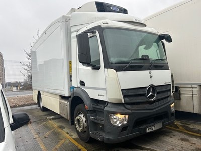 Lot 52 - 2017 (67 Plate) Mercedes Antos 1824 Fridge Unit Euro 6