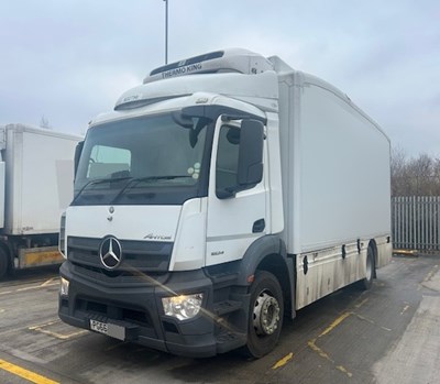 Lot 34 - 2017 (66 Plate) Mercedes Antos 1824 Fridge Unit Euro 6