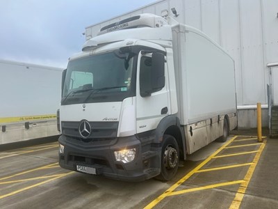 Lot 32 - 2017 (66 Plate) Mercedes Antos 1824 Fridge Unit Euro 6