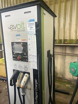 Lot 79 - Evolt Charger Rapid Charge