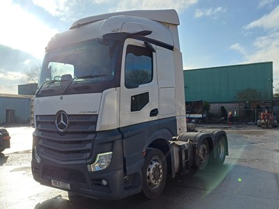 Lot 3 - 2022 (71 Plate) Mercedes Actros 2545 6x2 Artic Tractor Unit Euro 6
