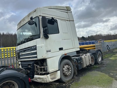 Lot 20 - 2010 DAF XF 105.460 6x2 Tractor Unit Euro 5 NON RUNNER