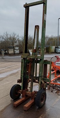 Lot 53 - 2011 Ripvator Forklift Attachment