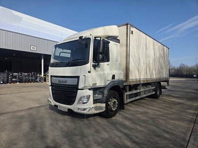Lot 15 - 2017 DAF CF 330 Rigid Box Euro 6