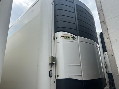 Lot 60 - 2010 Gray & Adams Tandem Axle Fridge Trailer