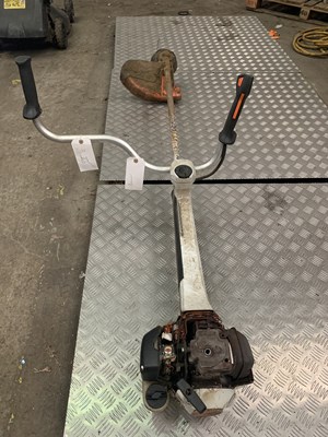 Lot 58 - Stihl FS460 Strimmer NON RUNNER - SPARES OR REPAIRS