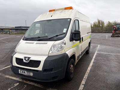 Lot 25 - 2014 Peugeot Boxer 333 L2H2 HDi Panel Van Euro 5