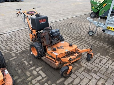Lot 80 - SCAG SWZ 32 Mower