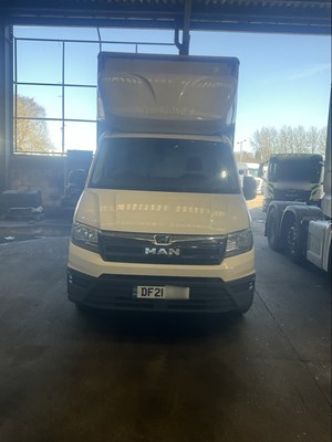 Lot 6 - 2021 (71 Plate) MAN TGE 3.140 Chassis Cab With Box Body Euro 6 NON RUNNER