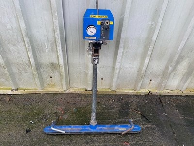 Lot 88 - Slab Lifter