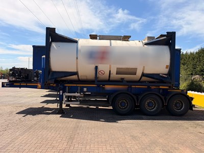 Lot 9 - 2015 Dennison Tipping Tanker Tri Axle Trailer