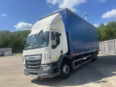 Lot 9 - 2018 DAF LF 230 FA Rigid Curtainside Euro 6