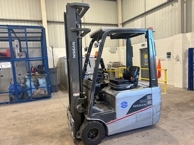 Lot 18 - Nissan 20 Forklift