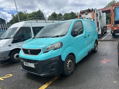 Lot 9 - 2019 Peugeot Expert PRO Compact Blue HDi Panel Van Euro 6