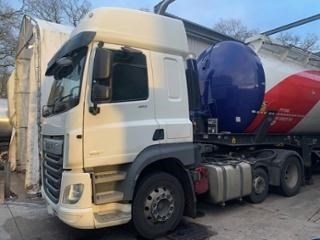 Lot 55 - 2019 DAF CF 480 6x2 Tractor Unit Euro 6 Hydrapak and XK18 powder compressors Euro 6