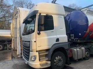 Lot 55 - 2019 DAF CF 480 6x2 Tractor Unit Euro 6 Hydrapak and XK18 powder compressors Euro 6