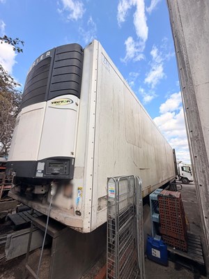 Lot 29 - 2001 Schmitz Fridge Trailer