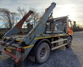Lot 66 - 2015 DAF LF 220 FA 4 x 2 Rigid 18000KG Skip Lorry Euro 6