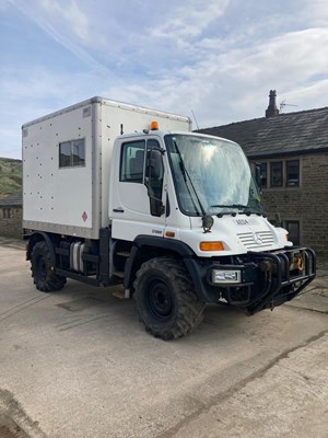 Lot 74 - 2004 Mercedes-Benz Unimog U300 Euro 3